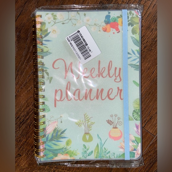 Weekly Planner Notebook - Picture 15 of 16